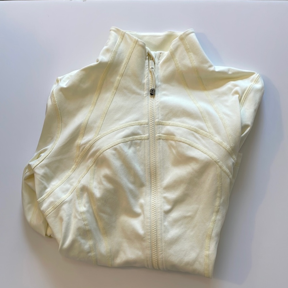 Nwt lululemon define jacket size 10